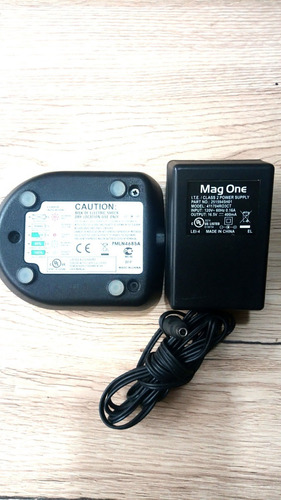 Par Cargadores Completos Mag One Para Baterias De Radio A8 (Usado)