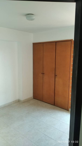 Imagen 6 de 11 de En Venta Apartamento Loma De Los Mangos Valencia