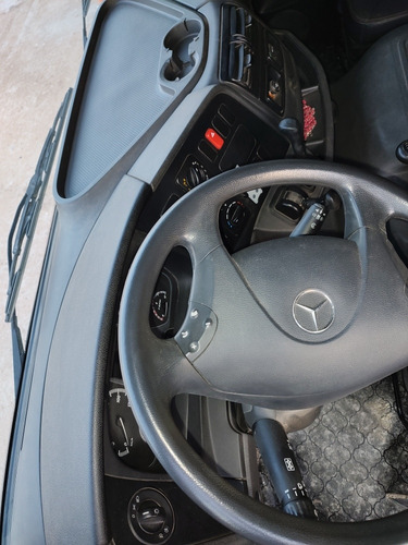 Imagen 13 de 19 de Mercedes Benz Atego
