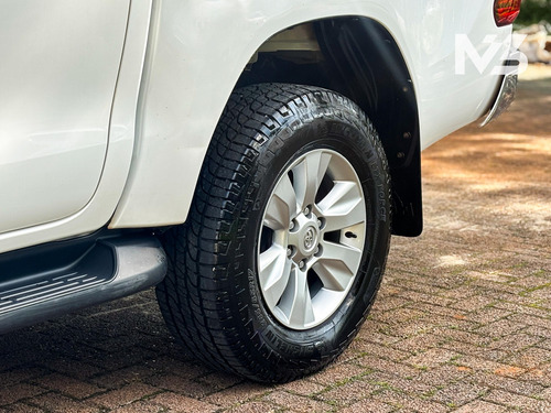 Toyota Hilux 2.7 Srv Cab. Dupla 4x4 Flex Aut. 4p