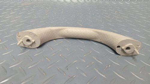 Agarradera De Toldo Derecho Nissan March Active 2015 1.6 (Usado)