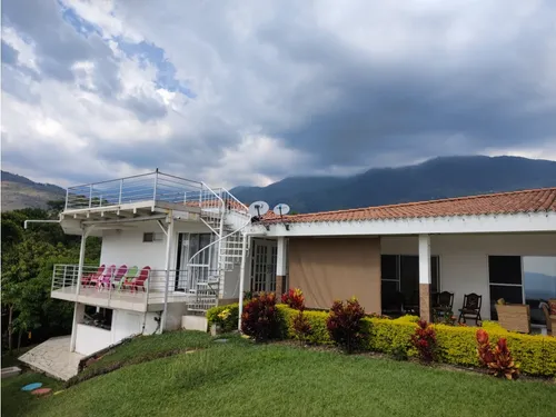 Casa Campestre En Venta Santa Elena Via El Castillo Conjunto