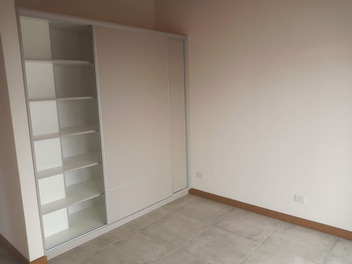 Imagen 6 de 14 de Venta Departamento 2 Dorm En Centro De Bariloche. Vista