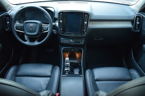 Imagen 9 de 16 de Volvo Xc40 T4 Inscription Awd 2021 15.000 Kms Autopremium