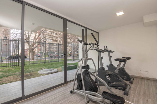 Edificio Av. Lo Ovalle (1 Est. 1 Bod.) Vista Norte Piso 4