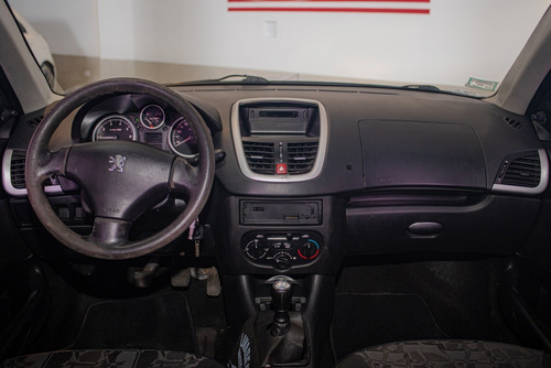 Imagen 13 de 14 de Peugeot 207 2010 1.6 Xs Taraborelli Usados