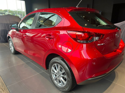 Imagen 7 de 20 de Mazda 2 Sport Tuoring 2023