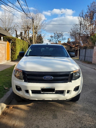 Imagen 3 de 11 de Ford Ranger 3.2 Cd 4x4 Xls Tdci 200cv Manual 2015