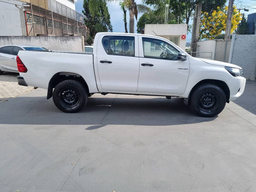 Imagem 10 de 15 de Chevrolet S10 2.8 Ls 4x4 Cd 16v Turbo Diesel 4p Manual