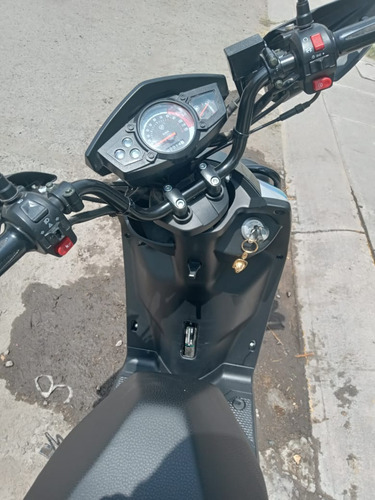 Seminueva Motor 4 Tiempos De 150cc Bajo Consumo De Gasolina