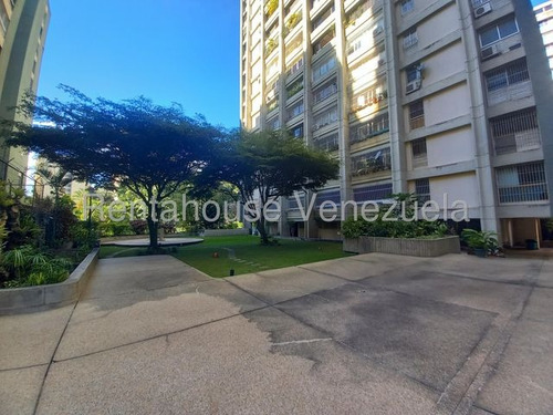 Apartamento En Venta El Cigarral 146 M2