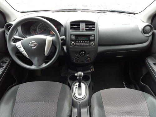 Imagen 12 de 14 de Nissan Versa 2019