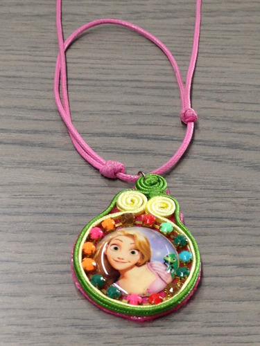 Collar Ajustable Niña Rapunzel (Usado)