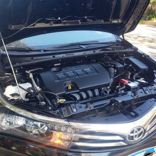 Toyota Corolla Xli 1.8 6m/t