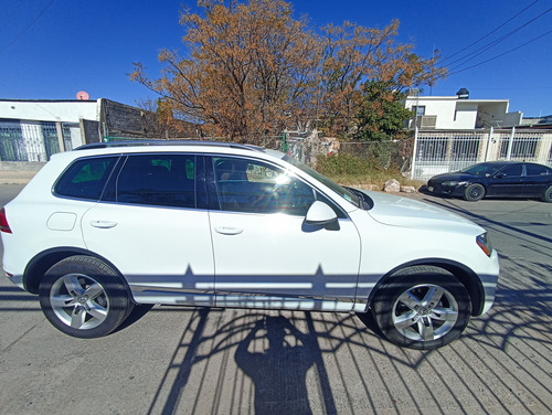 Volkswagen Touareg 3.0 V6 A-v8 T Diesel Paq Multimedia At