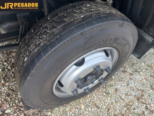 Imagem 14 de 14 de Mercedes Benz Mb Acelo 915 4x2 Ano 2010 Com Câmara Fria