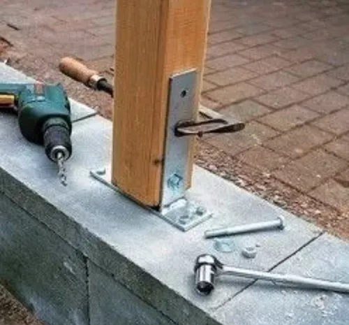 Herrajes Metálicos Para Pérgolas.