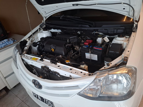 Toyota Etios 1.5 Xls