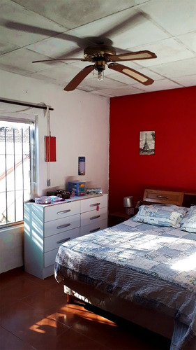 Venta Casa 4 Dormitorios Las Piedras