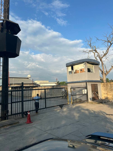 Galpón En Venta En La Variante Yagua San Diego, Guacara, 100.000$ Mml Solo Clientes