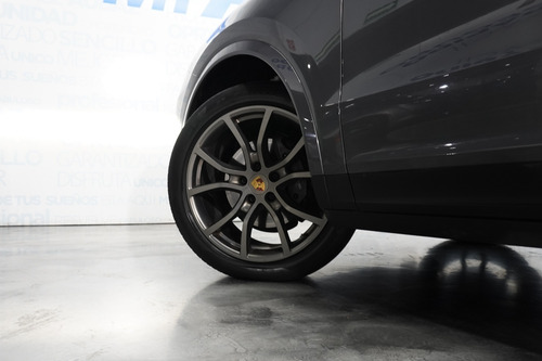 Porsche Cayenne coupé 3.0 v6 turbo at