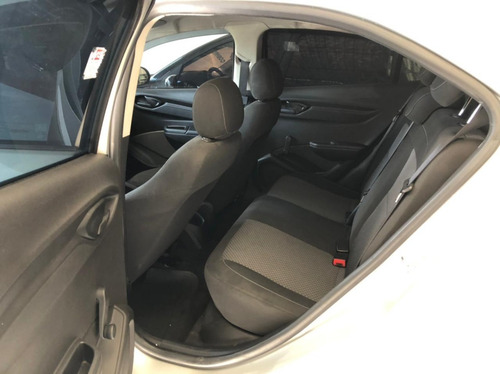 Imagem 7 de 8 de Chevrolet Onix Joy 2019 1.0 Completo