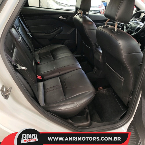 Ford Focus 2.0 Titanium Flex Powershift 5p