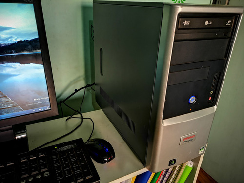 Pc Escritorio Compaq Sg2104la (Usado)