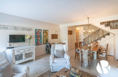 Imagen 3 de 28 de Muy Lindo Triplex En San Isidro Con 4 Dormitorios!!