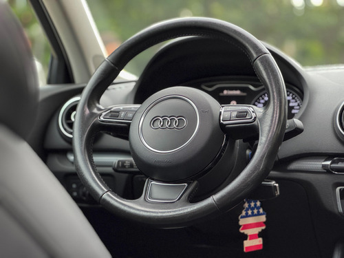 Audi A3 Sedan 2.0 Tfsi Ambition S-tronic 4p