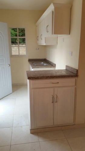 Imagen 7 de 14 de Casas De 3 Hab. 2 Baños Y Marquesina Cont. 829 323 9618