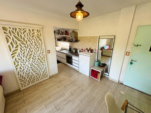 Departamento En Venta Con Cochera En Victoria