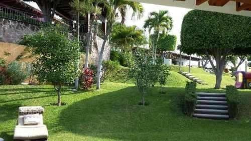 Imagen 9 de 30 de Casa En Venta, Morelos, Alberca, Jacuzzi Y Jardin Privados