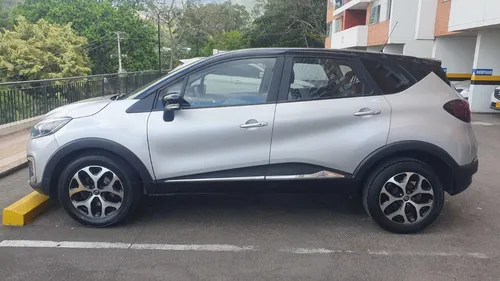 Renault Captur 2.0 Intens Automática