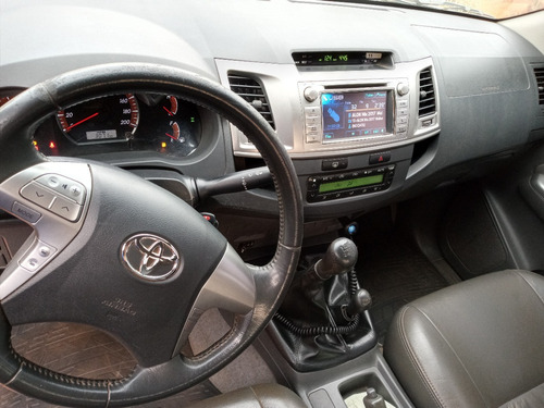 Imagem 9 de 11 de Toyota Hilux Cd Srv D4-d 4x4 3.0 Tdi Diesel
