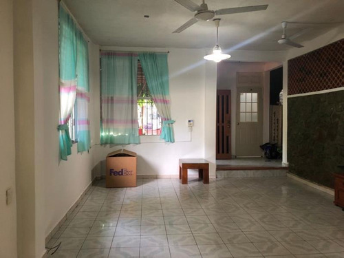 Imagen 2 de 12 de Casa Sola En Venta Los Periodistas