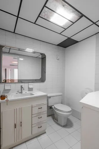Casa En Arriendo/venta En La Castellana. Cod A23954