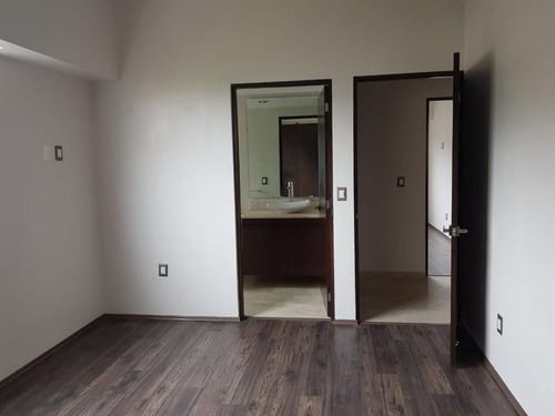 Imagen 8 de 30 de Urge Se Remata Finestre Lomas Country En Venta