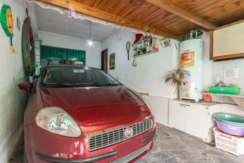 Imagen 13 de 23 de Casa 4 Amb C/garage P/2 Autos. Jardin C/parrilla