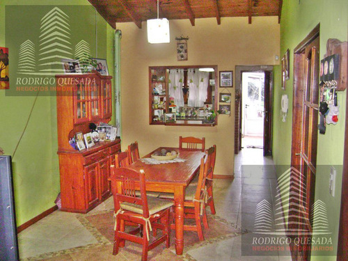 Amplia Casa Sobre Av Tucuman En San Bernardo - Permuta Por 2 Unidades!!
