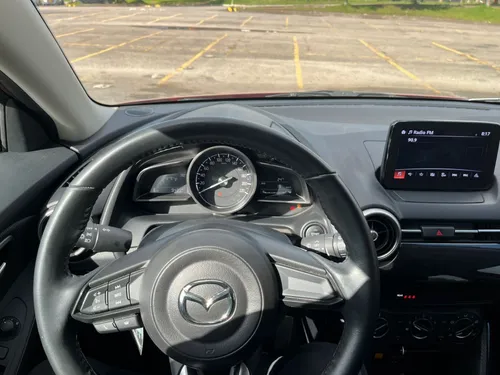 Mazda 2 (2) (fl) Touring Mt 1500cc 6ab
