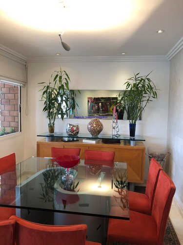 Imagem 8 de 25 de Apartamento 220m², 04 Dormitórios (sendo 02 Suítes, 01 Máster), 04 Banheiros E 04 Vagas Na Garagem. Condomínio Com Portaria, Segurança 24hrs, Piscina - 21010600 - 34158111