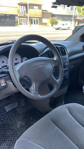 Chrysler Caravan 3.3 Se 3.3