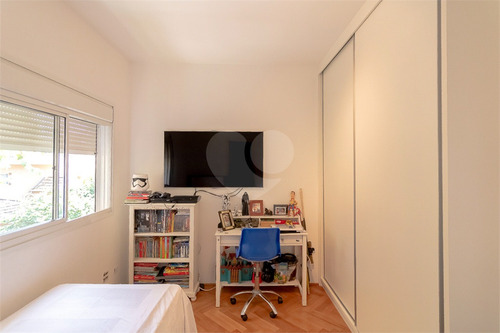 Imagem 24 de 30 de Casa Em Condomínio Com Segurança Presencial 24hs E Lazer Privativo!! - Reo375075