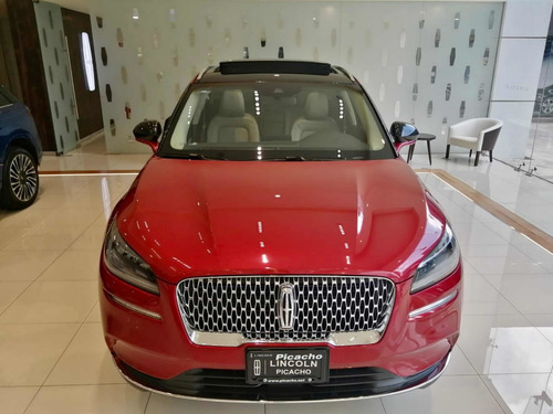 Imagen 2 de 10 de Lincoln Corsair 2.0 Awd