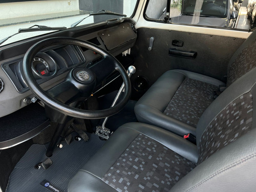 Volkswagen Kombi 1.4 MI STD LOTAÇÃO 8V FLEX 3P MANUAL