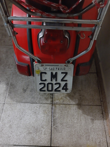 Imagem 5 de 13 de Piaggio Vespa