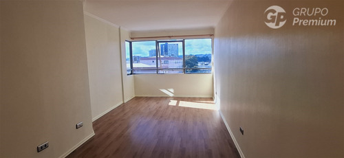 Departamento En Venta De 1 Dorm. En Concepción