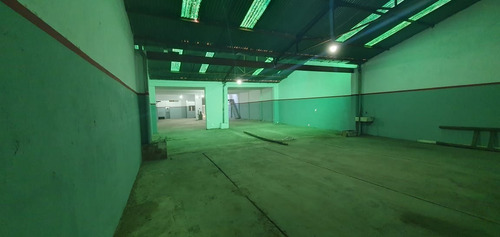 Imagen 12 de 19 de Galpon --lote 10 X 50 Mts