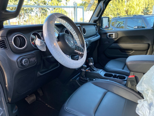 Imagen 6 de 15 de Jeep Gladiator